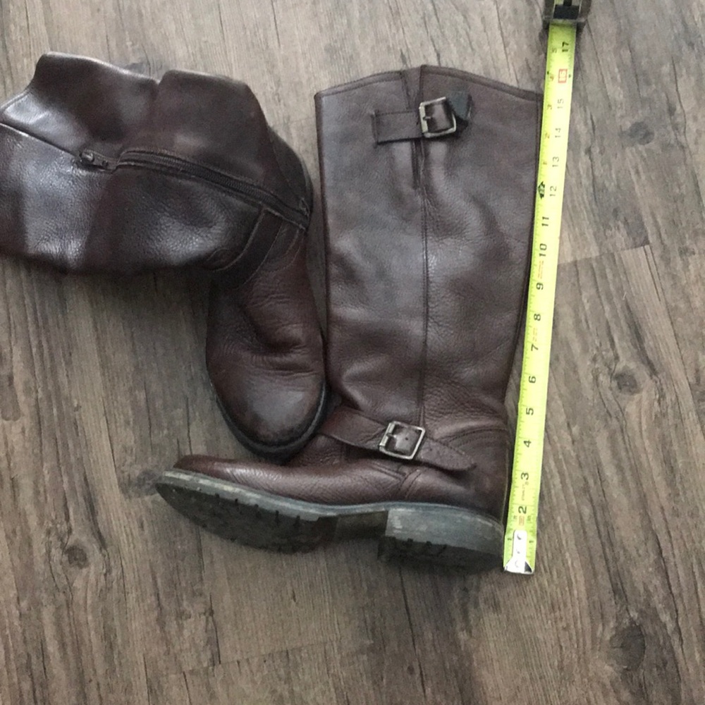 Steve Madden tall brown flat boots 8